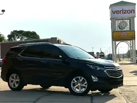  Chevrolet Equinox - Image 2