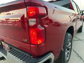  Chevrolet Silverado 1500 - Image 9