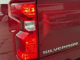  Chevrolet Silverado 1500 - Image 12