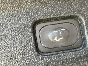  Ford Explorer - Image 17