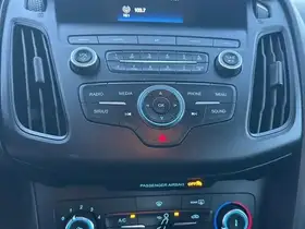  Ford Focus - Image 20