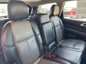  Nissan Pathfinder - Image 13