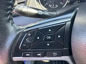  Nissan Rogue - Image 14