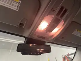  Chevrolet Equinox - Image 15