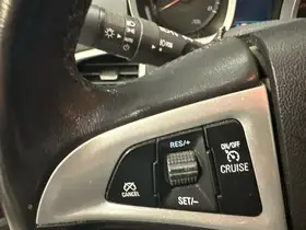  Chevrolet Equinox - Image 16