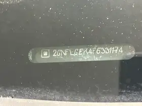  Chevrolet Equinox - Image 23