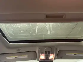  Chevrolet Equinox - Image 13