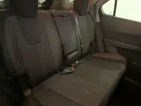  Chevrolet Equinox - Image 26