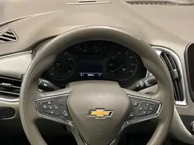  Chevrolet Malibu - Image 4