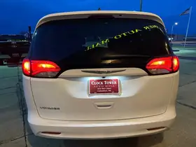  Chrysler Voyager - Image 4